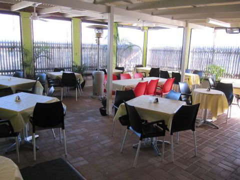 Aromas Of India Restaurant - Airlie Beach Holiday 1