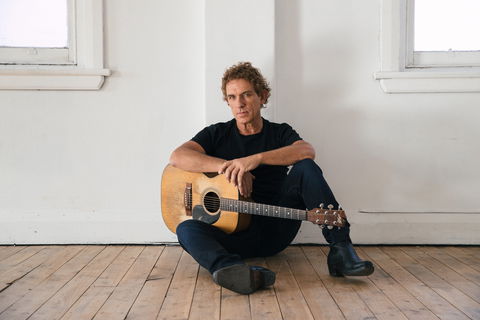 Ian Moss Matchbook 30th Anniversary Tour - Airlie Beach Holiday 0