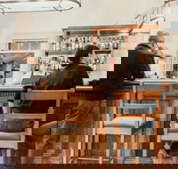 Bottomless Brunch At The Belfast - Airlie Beach Holiday