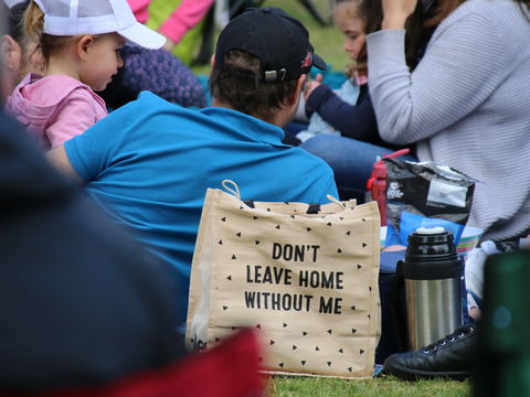 Music In The Gardens - Mitch King - Airlie Beach Holiday 2