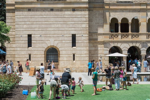 Perth Upmarket - Airlie Beach Holiday 1