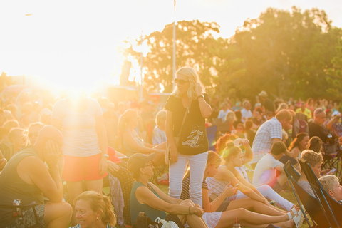 Food N Groove Fridays - Airlie Beach Holiday 2