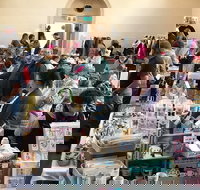 Saddleworth Market - Airlie Beach Holiday