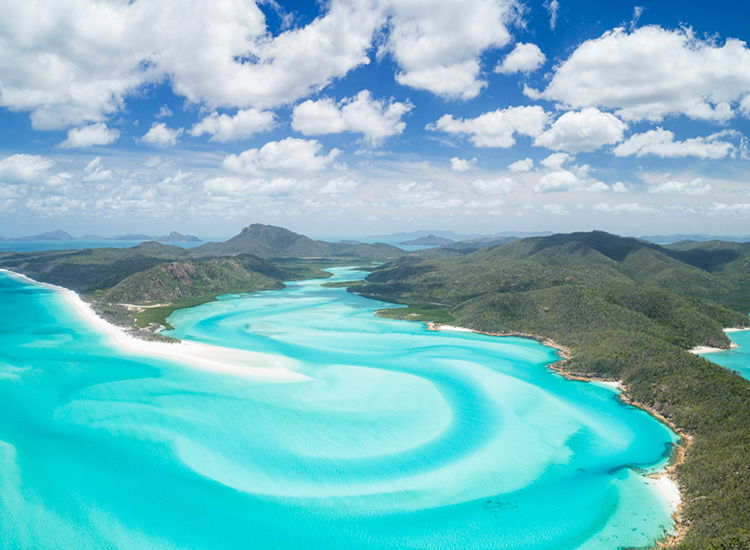 Set Sail to the Whitsunday Islands