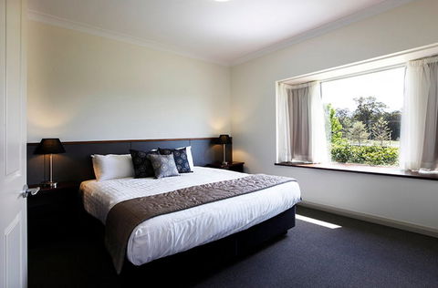 Harrigan's Irish Pub & Accommodation - Airlie Beach Holiday 4