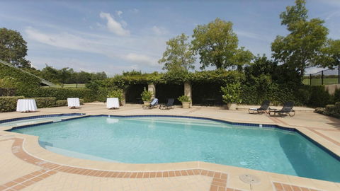 Harrigan's Irish Pub & Accommodation - Airlie Beach Holiday 3