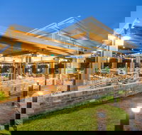 Harrigan's Irish Pub  Accommodation - Airlie Beach Holiday