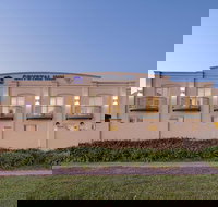 Best Western Crystal Inn - Airlie Beach Holiday