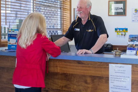 Central Motel Port Fairy - Airlie Beach Holiday 4