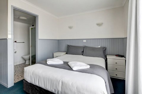 Central Motel Port Fairy - Airlie Beach Holiday 7