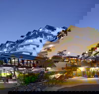 at Water's Edge Resort - Airlie Beach Holiday