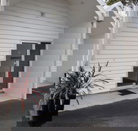 Ashmont Motor Inn  Apartments - Airlie Beach Holiday