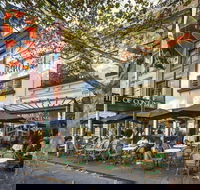 Melbourne CBD Central Apartment Hotel - Airlie Beach Holiday