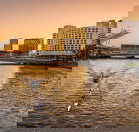 Crowne Plaza Melbourne an IHG Hotel - Airlie Beach Holiday