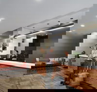 Punthill Little Bourke - Airlie Beach Holiday