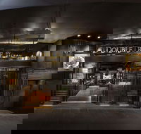 DoubleTree by Hilton Hotel Melbourne - Flinders Street - Airlie Beach Holiday