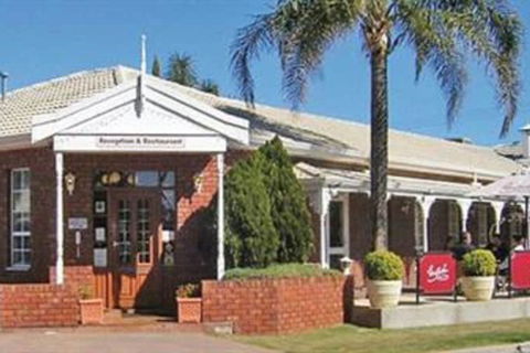 John Pirie Motor Inn - Airlie Beach Holiday 7