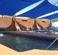 Dragon Phoenix Motel  Restaurant - Airlie Beach Holiday