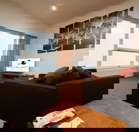 Mt Buller Chalet Hotel  Suites - Airlie Beach Holiday