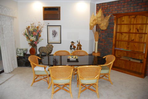 Gaerwood B & B - Airlie Beach Holiday 1