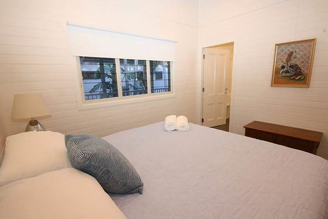 A PERFECT STAY - Cavvanbah Seaside Cottage - Airlie Beach Holiday 5
