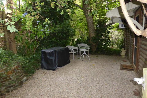 Aldgate Lodge Bed & Breakfast - Airlie Beach Holiday 4