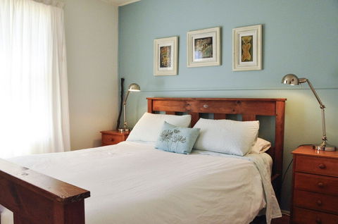 FALMOUTH Seadrift Cottage - Airlie Beach Holiday 5