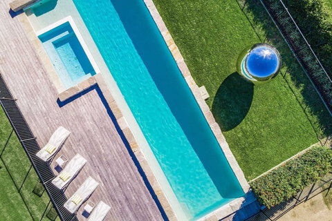 A PERFECT STAY - Villa St Helena - Airlie Beach Holiday 1