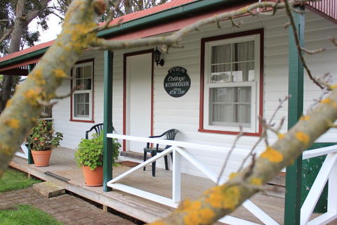 Coonawarras Pyrus Cottage - Airlie Beach Holiday 2