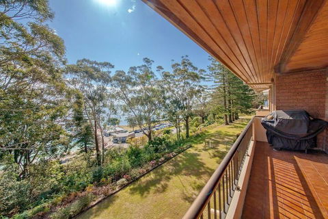 Kamilaroi 6 / 58 60 Magnus Street - Airlie Beach Holiday 1