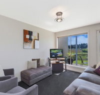 MOYNE VIEWS NO. 2 - Airlie Beach Holiday