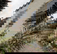 Beach Breeze Apartment - Airlie Beach Holiday