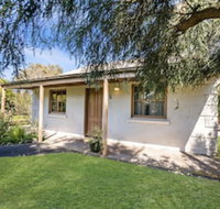 Whalers Cottage - Airlie Beach Holiday