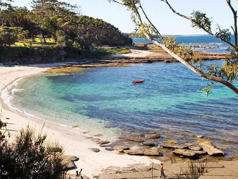 Fairway Haven Getaway - Airlie Beach Holiday 0