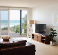 Bayview Beachfront Apartment - Airlie Beach Holiday