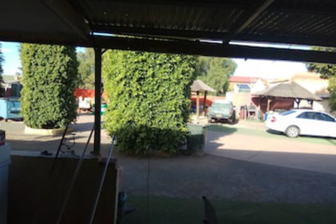 Burt Street Gardens - Airlie Beach Holiday 0