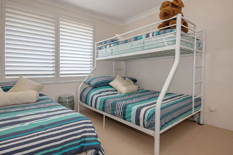 Kamilaroi Unit 6, 58-60 Magnus Street - Airlie Beach Holiday 3