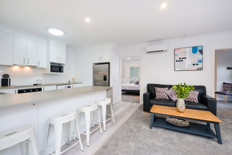 Albury Yalandra Apartment 2 - Airlie Beach Holiday 5