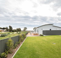 Wellington Lake Retreat - Airlie Beach Holiday