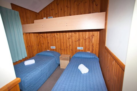 Eaglehawk Holiday Park Canberra - Airlie Beach Holiday 5