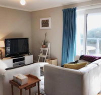 Magic Beach Cottage - Airlie Beach Holiday