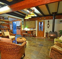 Broadwater Bed  Breakfast - Airlie Beach Holiday