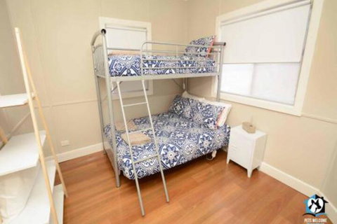 Just Renovated 2BR Cottage In Heart Of Wentworth - Airlie Beach Holiday 0