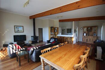 Fairways Close - Airlie Beach Holiday 3