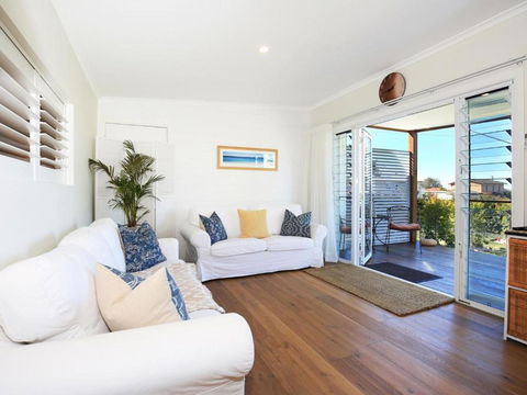 Jervis Bay Beach Shack Pet Friendly - Airlie Beach Holiday 2