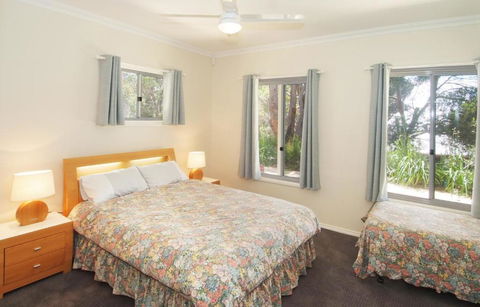 Kestral Ashore - Airlie Beach Holiday 6