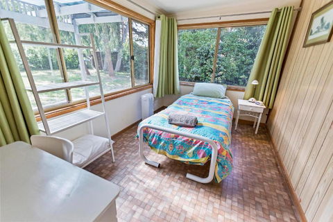 Kambera Pet Friendly Cottage On Raymond Island - Airlie Beach Holiday 2