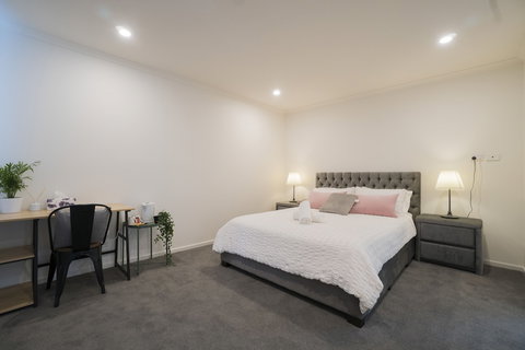 Amazing Sea Views Luxury Guest House - Airlie Beach Holiday 1