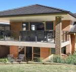 Sunset over Neptune pet friendly 5 min to beach - Airlie Beach Holiday
