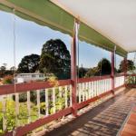 FAMILY GETAWAY DROMANA - Airlie Beach Holiday 0